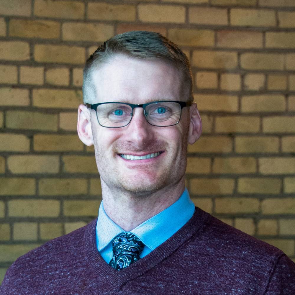 headshot of Zach Chappell